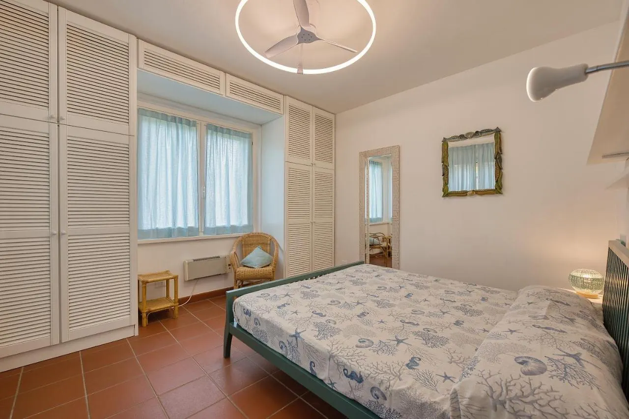 Holiday home Trilocale Sant'Anna Vicolo Del Mughetto - Goelba Villa Bagnaia